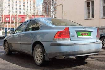 2003 Volvo S60 Photos