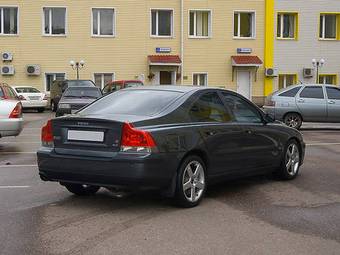 2003 Volvo S60 Pictures