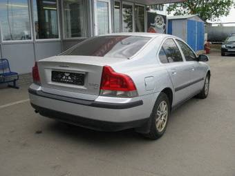 2003 Volvo S60 Photos
