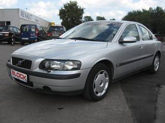 2003 Volvo S60 Pictures