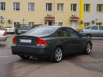 2003 Volvo S60 Photos