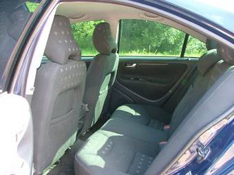 2003 Volvo S60 Photos