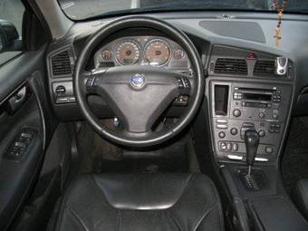 2003 Volvo S60 Images