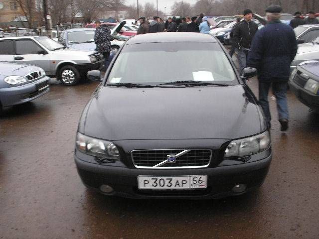 2004 Volvo S60