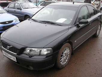 2004 S60