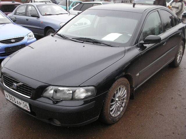 2004 Volvo S60