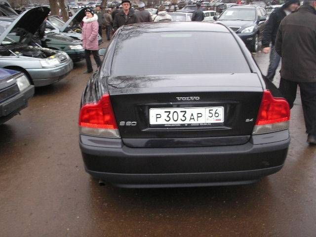 2004 Volvo S60