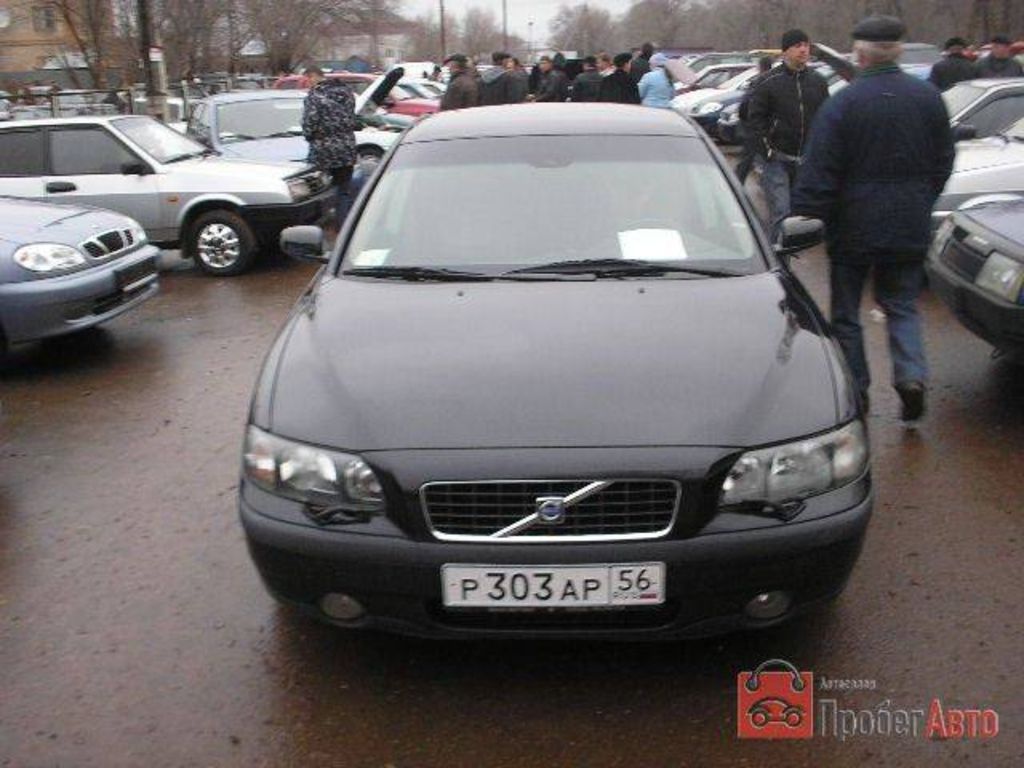 2004 Volvo S60