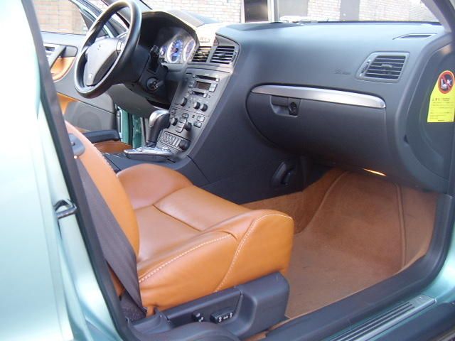 2004 Volvo S60