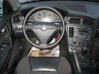 2004 Volvo S60 Pics