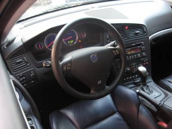 2004 Volvo S60 Pictures