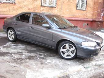 2004 Volvo S60