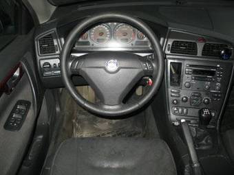 2004 Volvo S60 Photos