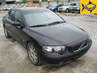 2004 Volvo S60 Photos