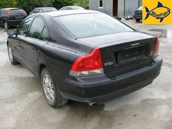 2004 Volvo S60 Pictures