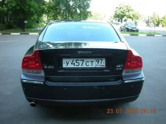 2004 Volvo S60 Pictures