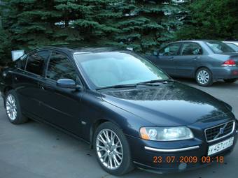 2004 Volvo S60 Photos