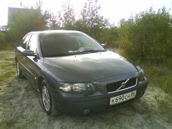 2004 Volvo S60 Pictures