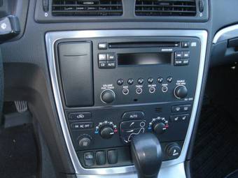 2005 Volvo S60 Photos