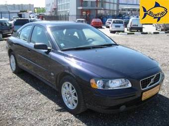 2005 Volvo S60 Pictures