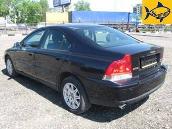 2005 Volvo S60 Photos