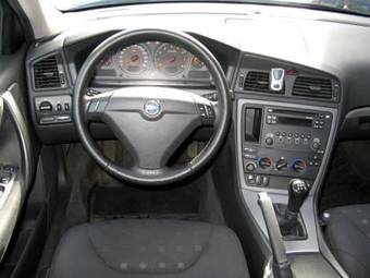 2005 Volvo S60 Pics