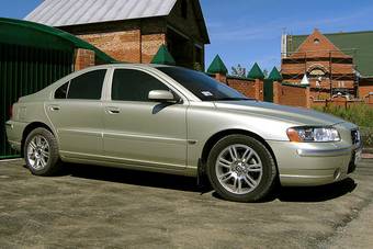 2006 Volvo S60 Pictures