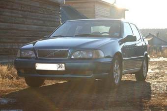 1997 Volvo S70 Pictures