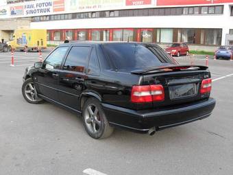 1997 Volvo S70 Images