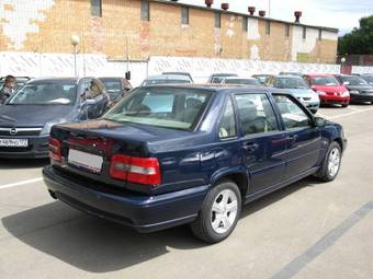 1998 Volvo S70 Images
