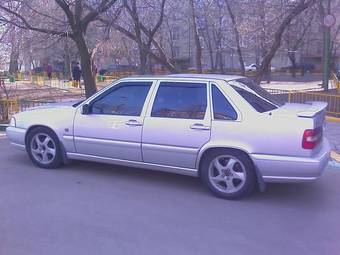 1999 Volvo S70 Pictures