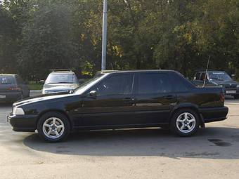 1999 Volvo S70 Pictures