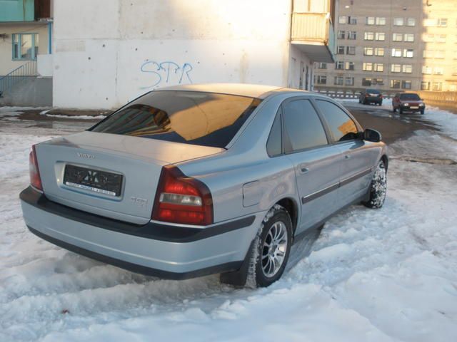 2000 Volvo S80