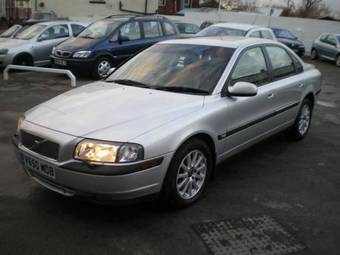 2000 Volvo S80 Pictures