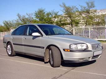 2000 Volvo S80 Photos