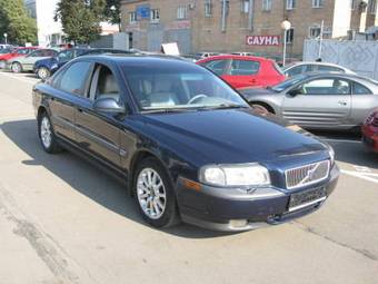 2000 Volvo S80 Pictures