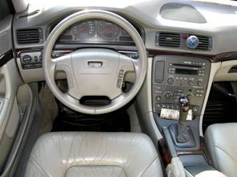 2000 Volvo S80 Photos