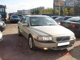 2001 Volvo S80 Wallpapers