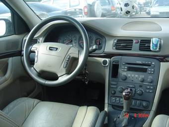 2001 Volvo S80 Pics