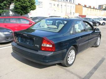 2001 Volvo S80 Pictures