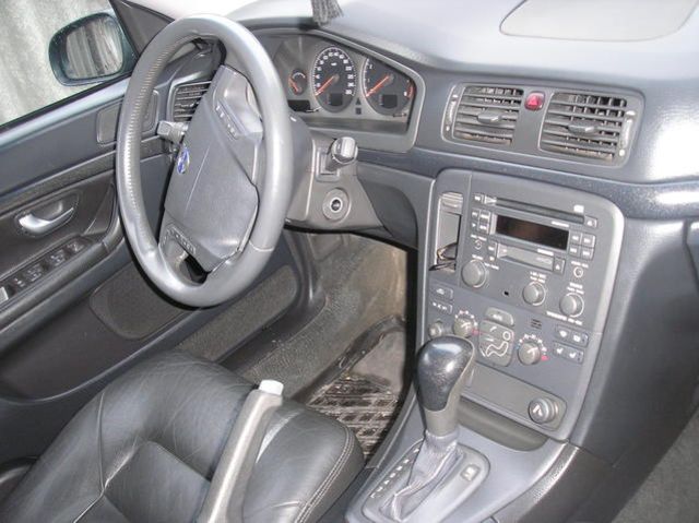 2002 Volvo S80