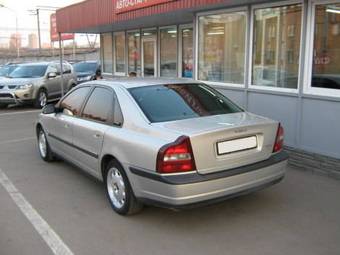 2002 Volvo S80 Images