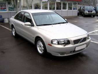 2003 Volvo S80 Pictures