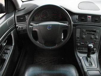 2003 Volvo S80 Photos