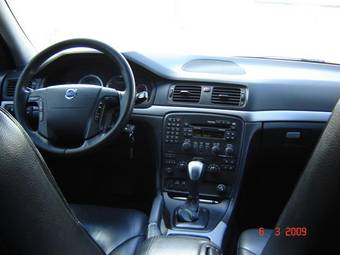 2003 Volvo S80 Pictures