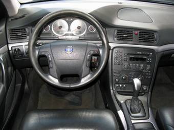 2003 Volvo S80 Pictures