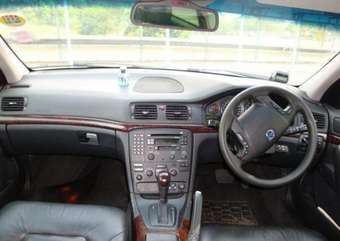 2004 Volvo S80 Photos