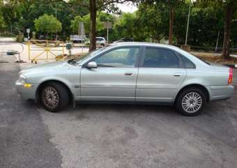 2004 Volvo S80 Images