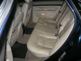 2004 Volvo S80 Pictures