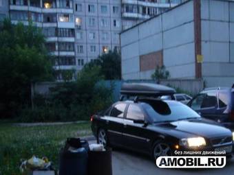 2004 Volvo S80 Pictures